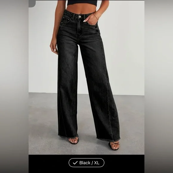 Women's Black Wide-Leg Jeans - Picture 3 of 4